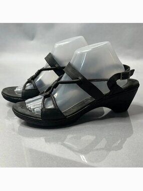 Børn Black Leather Strappy Wedge Sandals | Size 10 / 42 M | A-1756